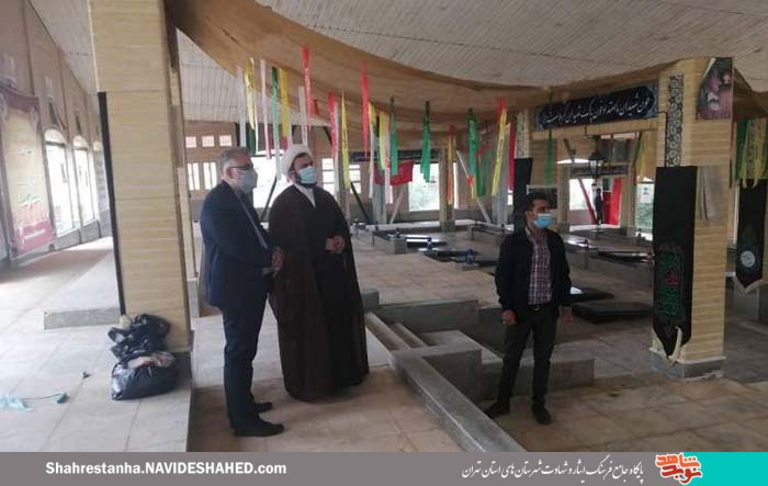 نصب پرچم و تصاویر در مزار شهدای بهشت سجاد فیروزکوه آغاز شد