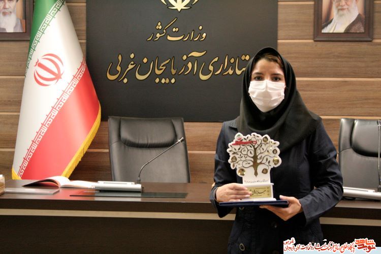 گزارش تصویری/ مراسم تجلیل از برگزیدگان جشنواره جایزه ملی ایثار برگزار شد
