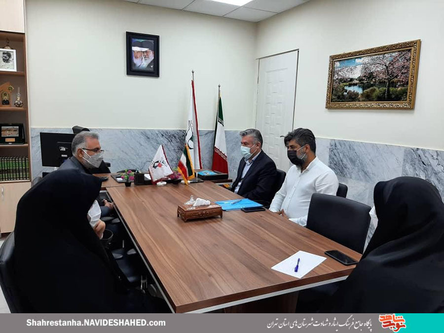 خاطرات والدین شهدای شهرستان فیروزکوه ثبت و ضبط می‌شود