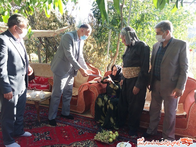شهدا ثمره زندگی خود را در راه اعتلای اسلام، فدا کردند