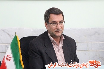 رونمایی از دفتر پنجم کتاب وصایای شهدای استان کرمان در هفته دفاع مقدس