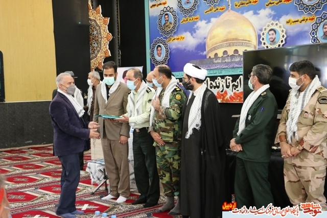 گزارش تصویری | مراسم نکوداشت و تجلیل از پیشکسوتان عرصه ایثار و شهادت در حسینه ثارالله سپاه استان اردبیل برگزار شد