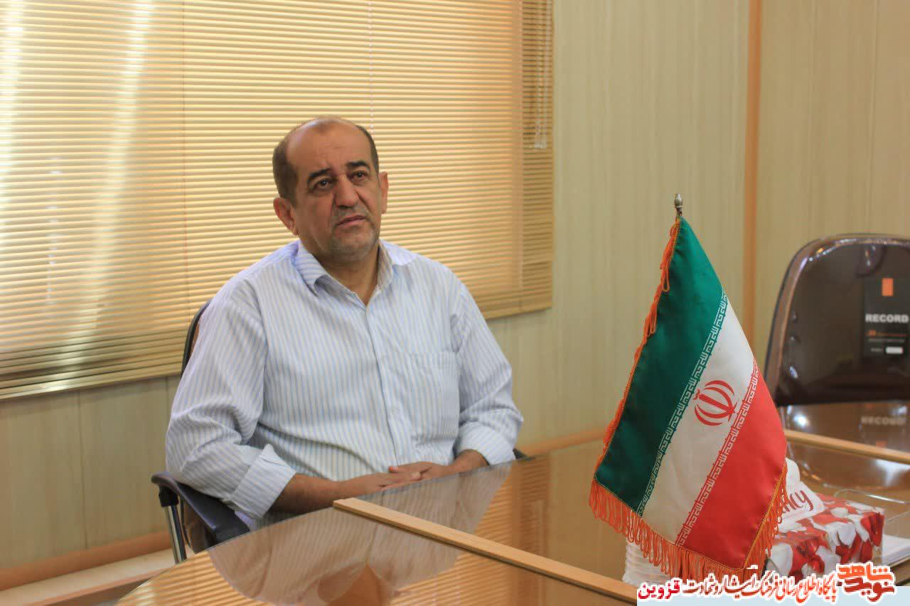 روایت قاصدانی از جنس نوید شهادت/ قاصدی که پیام‌رسان شهادت ۲۵۰۰ شهید بود