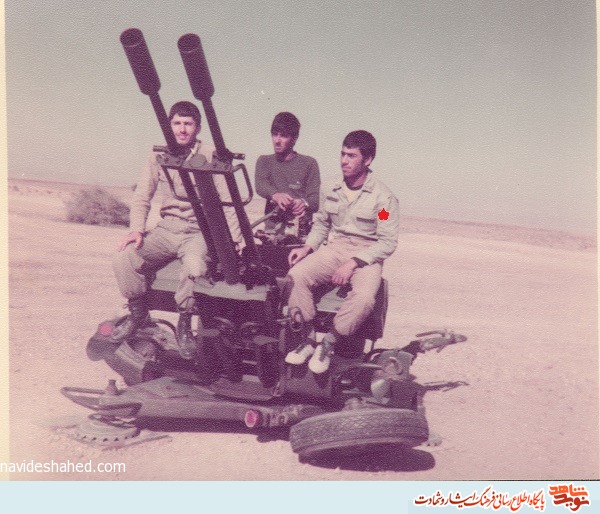 آلبوم تصاویر منتشر نشده شهید «ابراهیم زوری» منتشر شد