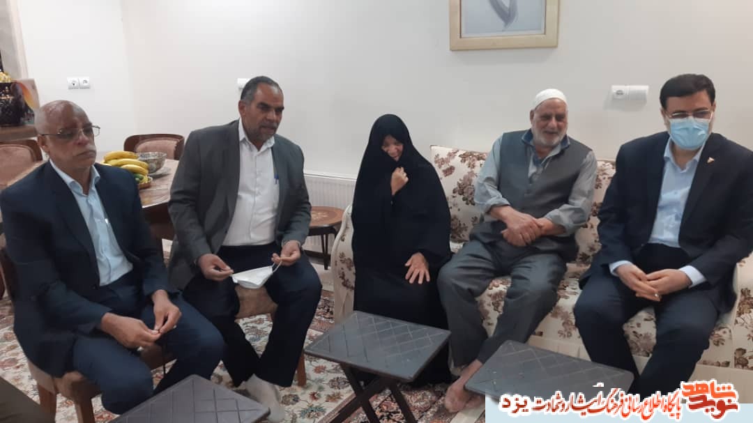 سفر رئیس بنیاد شهید و امور ایثارگران به استان یزد/اصلاح و ساماندهی قوانین حوزه ایثارگری در دستور کار قرار دارد