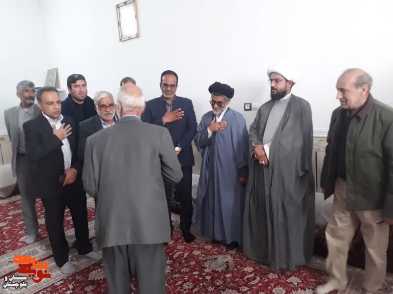 دیدار و دلجویی با تعدادی از خانواده های معظم شاهد و ایثارگر شهرستان نیمروز