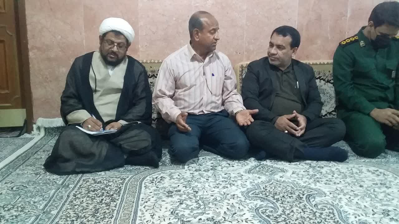 سفر یکروزه مدیرکل بنیاد هرمزگان به شهر هشتبندی از توابع میناب سفر یکروزه مدیرکل بنیاد هرمزگان به شهر هشتبندی از توابع میناب
