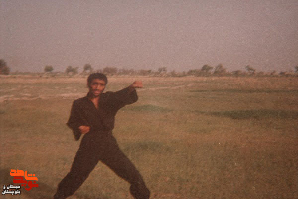 آلبوم تصاویر شهید «محمودرضا شیخ ویسی» منتشر شد.