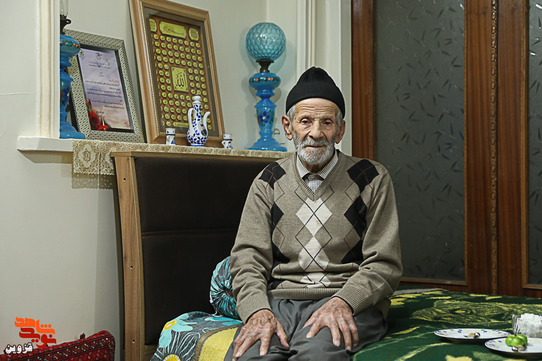 شهدا زنده‌اند و با مجاهدت نام خود را جاودانه کرده‌اند