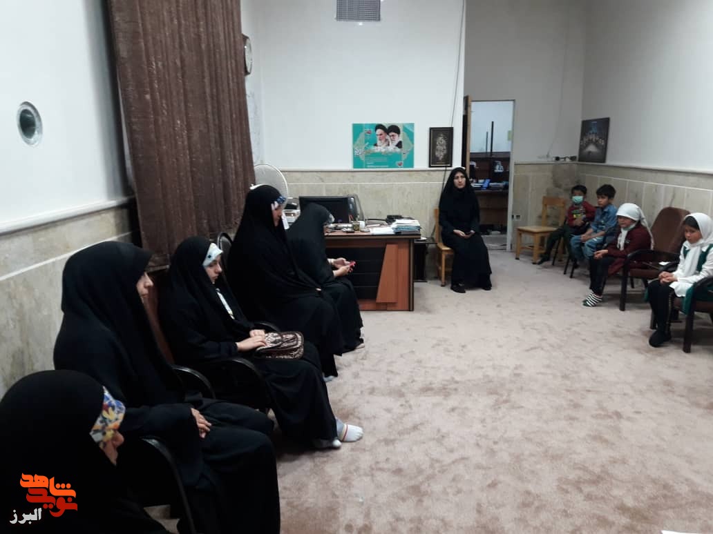 دختران شهید مدافع حرم شهرستان نظرآباد