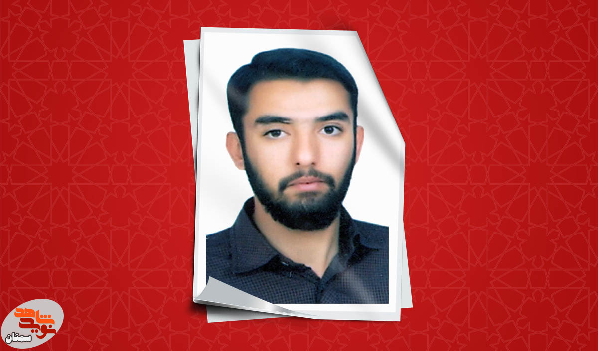 از همان کودکی دَمش حسینی بود و زمزمه‌اش کمیلی