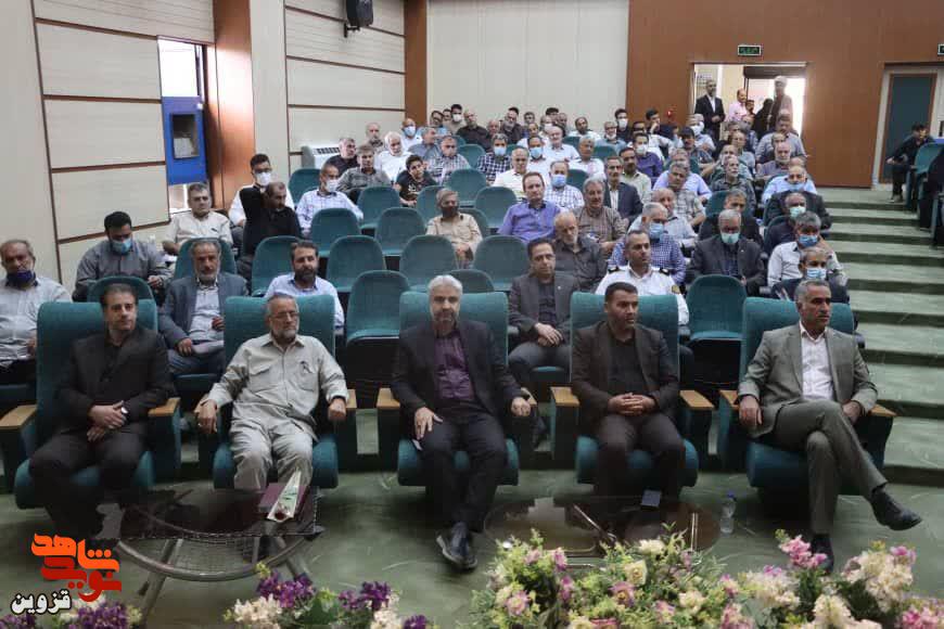 مسئولان از ۱۱۳ آزاده بخش محمدیه تجلیل کردند