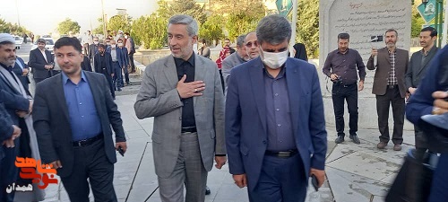 گزارش تصویری| عطرافشانی گلزار شهدا با آغاز هفته دولت