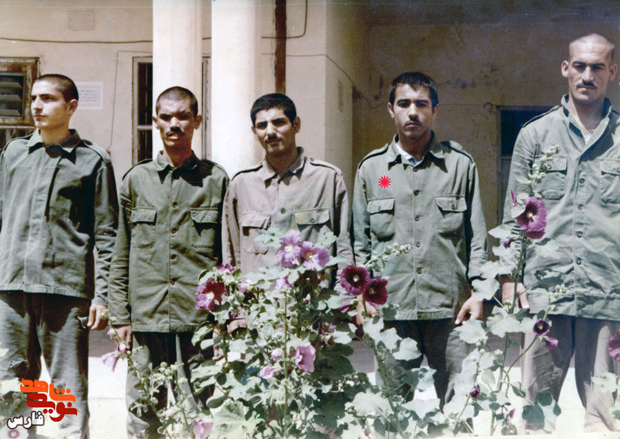 نور چهره حسن خبر از سفر او می داد