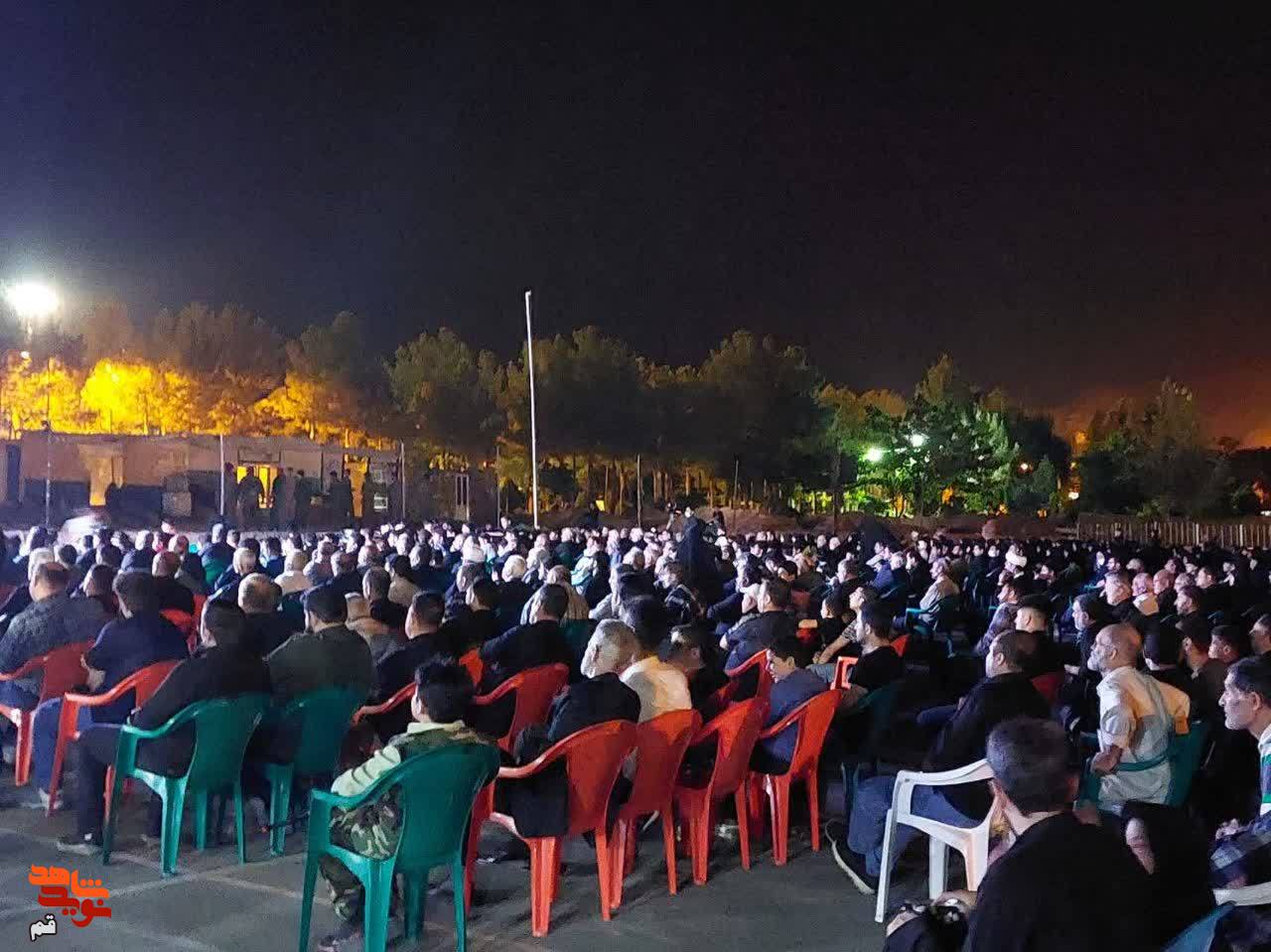 آیین رونمایی از کتاب «فرمانده ۱۷ ساله» برگزار شد.