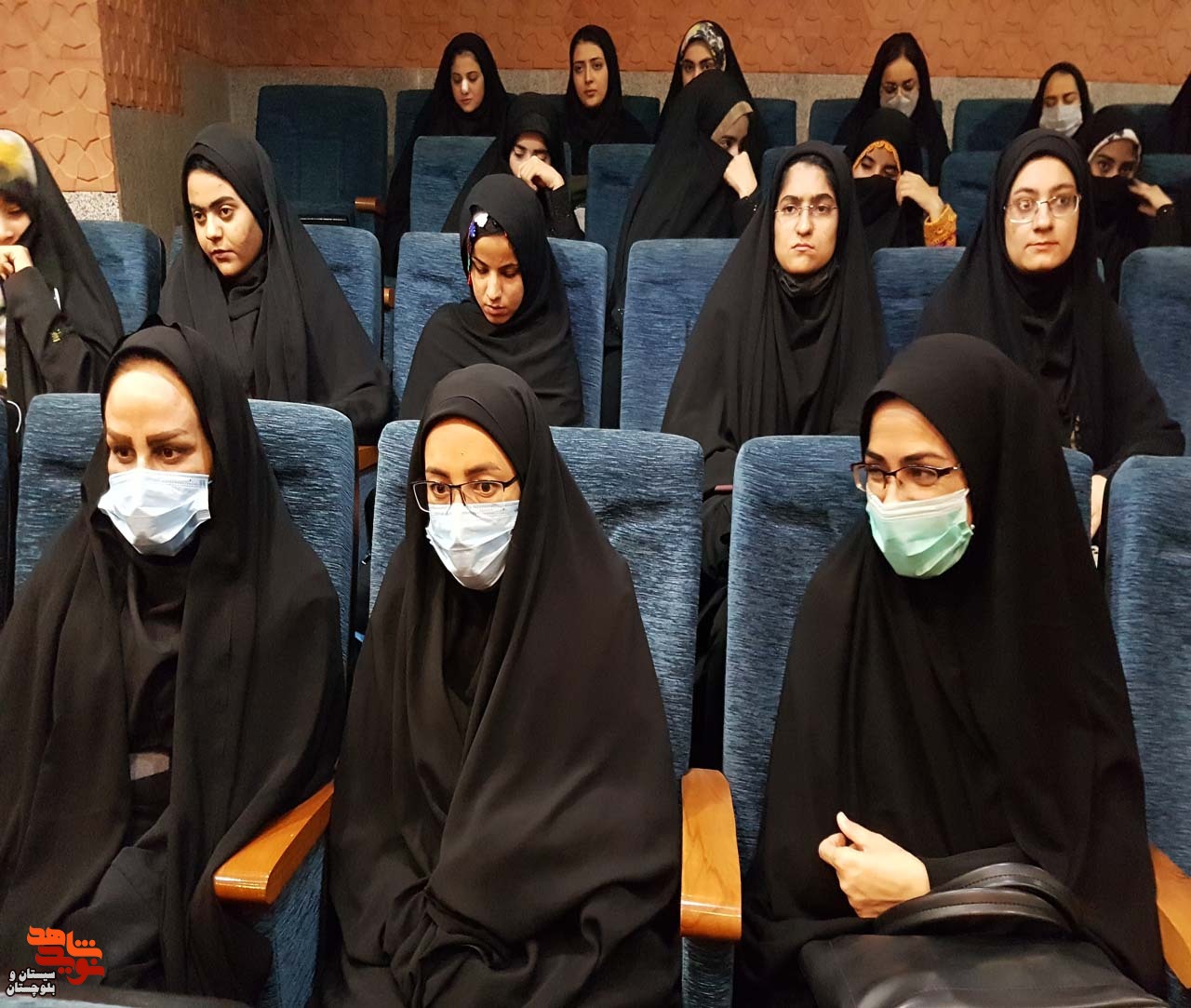 ششمین یادواره خبرنگار شهید مدافع حرم حاج محسن خزایی در تالار فردوسی دانشگاه سیستان و بلوچستان در زاهدان برگزار شد.