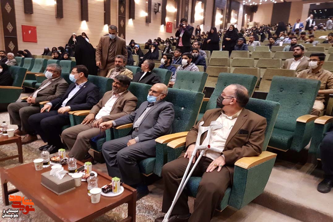حضور قاضی‌زاده هاشمی در «کرسی آزاداندیشی» دانشجویان سیستان و بلوچستان/ بر اساس مستندات در عربستان 20 درصد از فروش نفت به جیب برخی شاهزاده‌ها می‌رود/صف اعتراض از اغتشاش جدا است