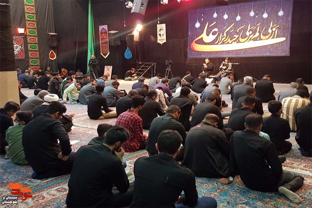 برگزاری مراسم احیای اولین شب قدر در گلزار شهدای زاهدان