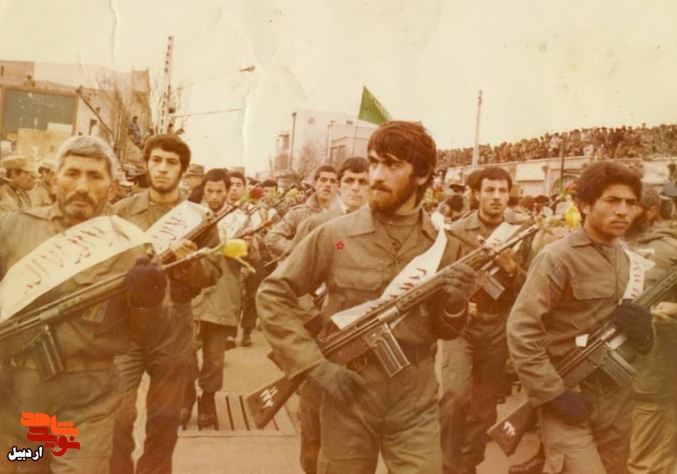در تشییع پیکر فرزندم گوسفند قربانی کردم