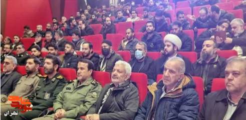 مراسم رونمایی از ۴۲ عنوان کتاب دفاع مقدس و مقاومت