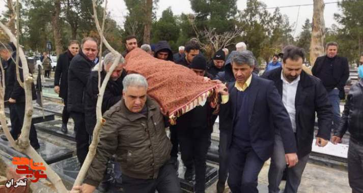 مادر شهیدان اسماعیلی شاهزاده اکبری به فرزندان شهیدش پیوست