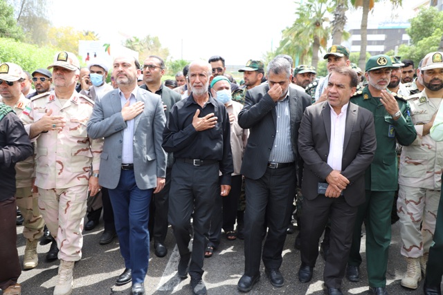 تشییع پیکر مطهر شهید «مسعود پرکاس» در بندرعباس تشییع پیکر مطهر شهید «مسعود پرکاس» در بندرعباس