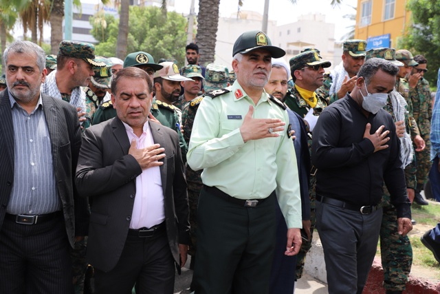 تشییع پیکر مطهر شهید «مسعود پرکاس» در بندرعباس تشییع پیکر مطهر شهید «مسعود پرکاس» در بندرعباس