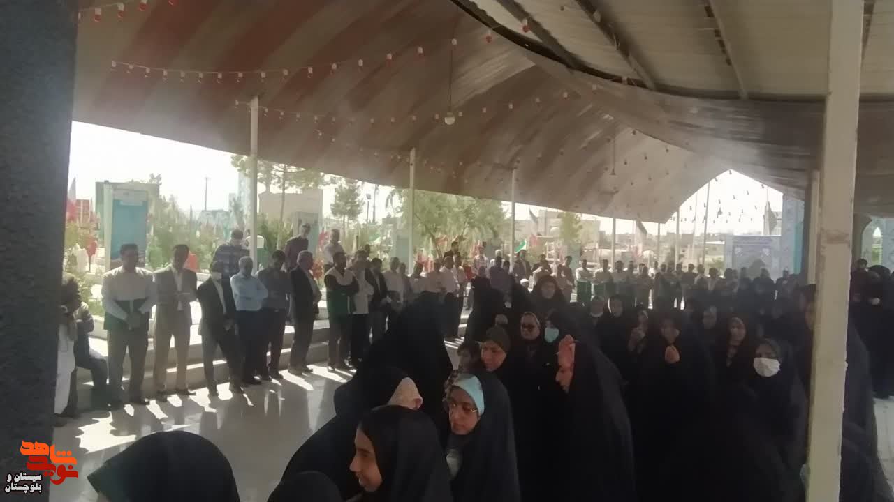 ادای احترام کاروان سفیران کریمه به مقام شامخ شهدای شهرستان زاهدان