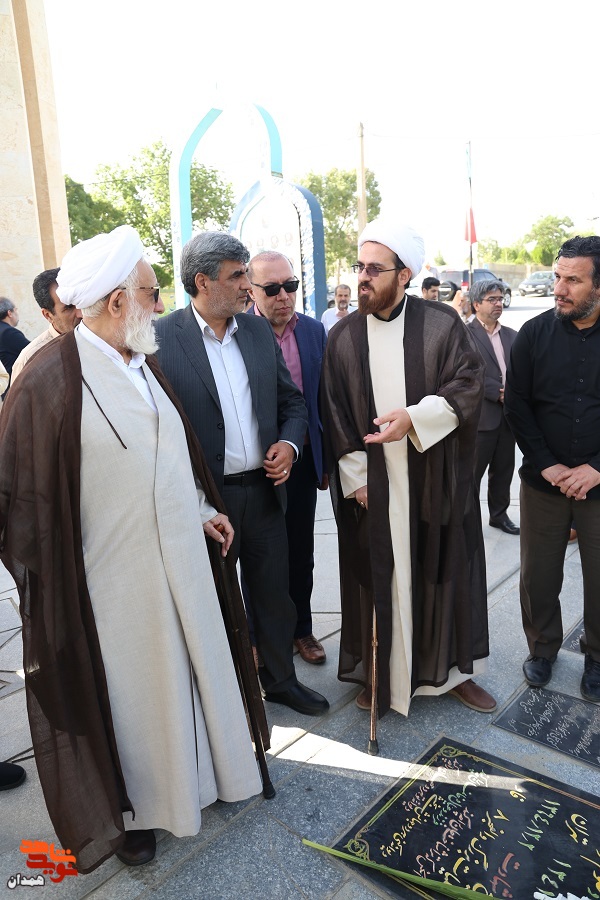 گزارش تصویری| گلزار شهدای همدان عطرافشانی شد