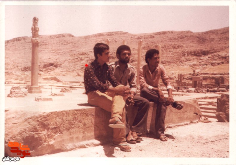 تصاویر به یادگار مانده از شهید «عیسی کریمی»
