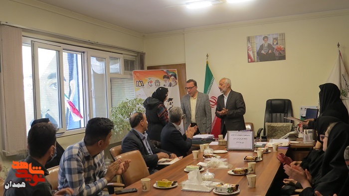 دانشجویان برگزیده در رشته‌های پزشکی و دندانپزشکی تجلیل شدند