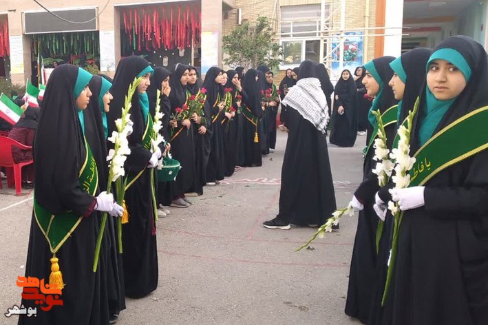 گزارش تصویری|استقبال با شکوه دانش آموزان از شهید گمنام دفاع مقدس