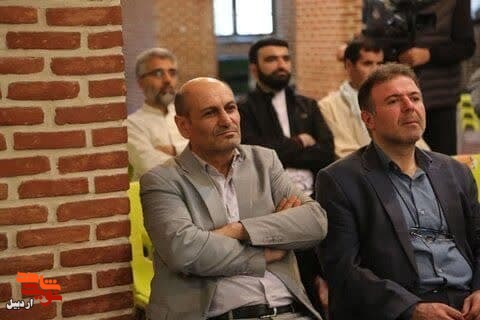 نشست صمیمی شاعران با نماینده ولی فقیه در اردبیل با موضوع شهدای غزه+عکس