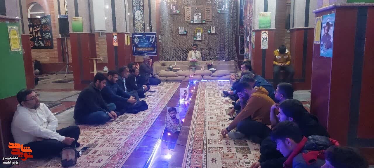 برگزاری مراسم سال نو با شهدا در گلزار های مطهر استان کهگیلویه و بویراحمد