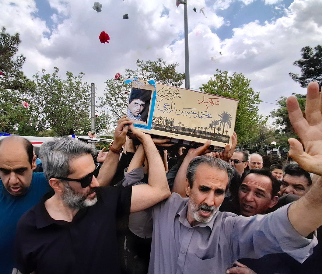 مراسم وداع با شهید تازه تفحص شده بعد از  ۴۲  سال دوری
