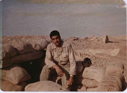 دعوت به ادامه راه انقلاب و حفظ سنگرهای ایمان