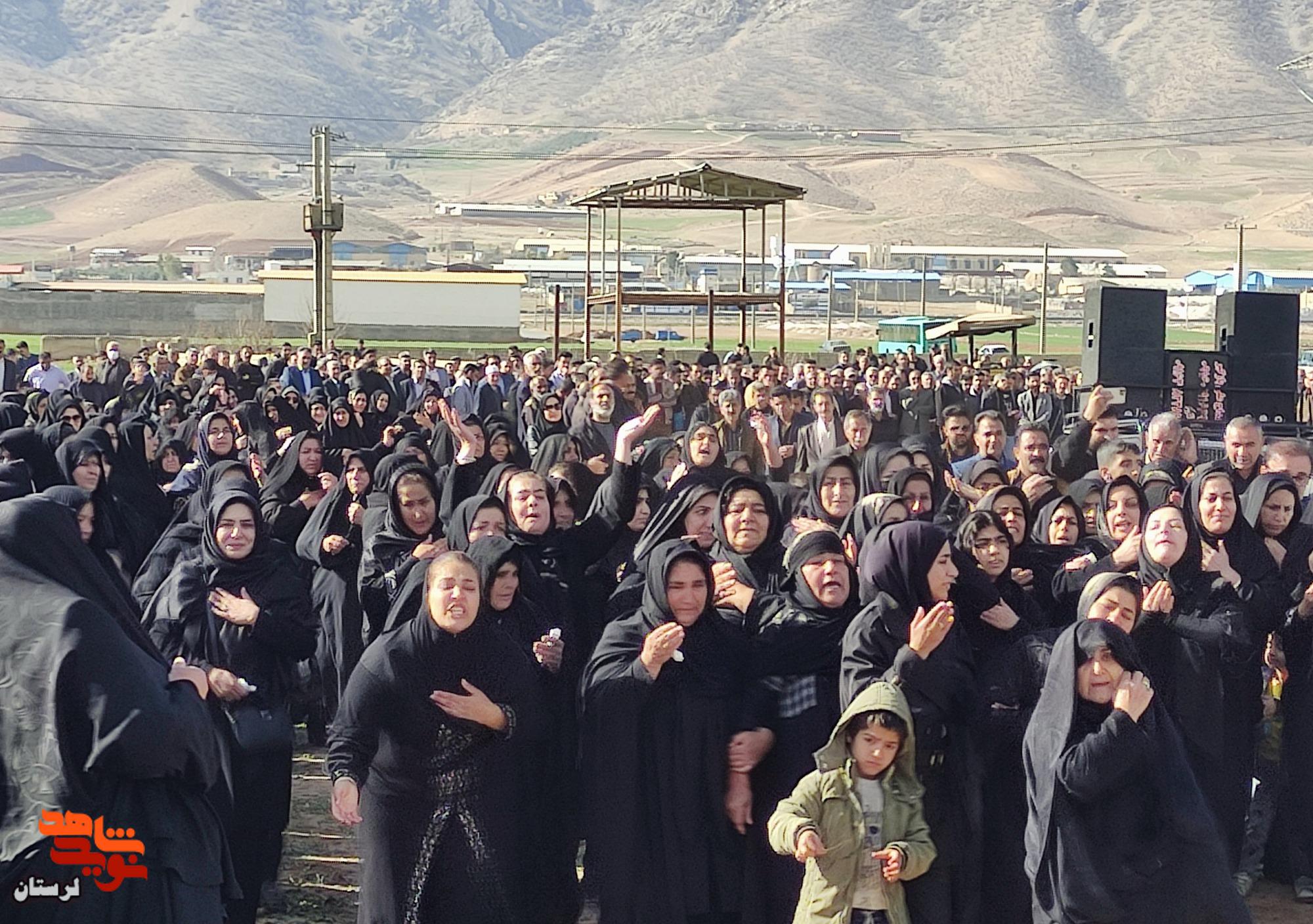 تشییع باشکوه پیکر شهید «سجاد نجفوند دریکوندی» در زادگاهش تشییع باشکوه پیکر شهید «سجاد نجفوند دریکوندی» در زادگاهش