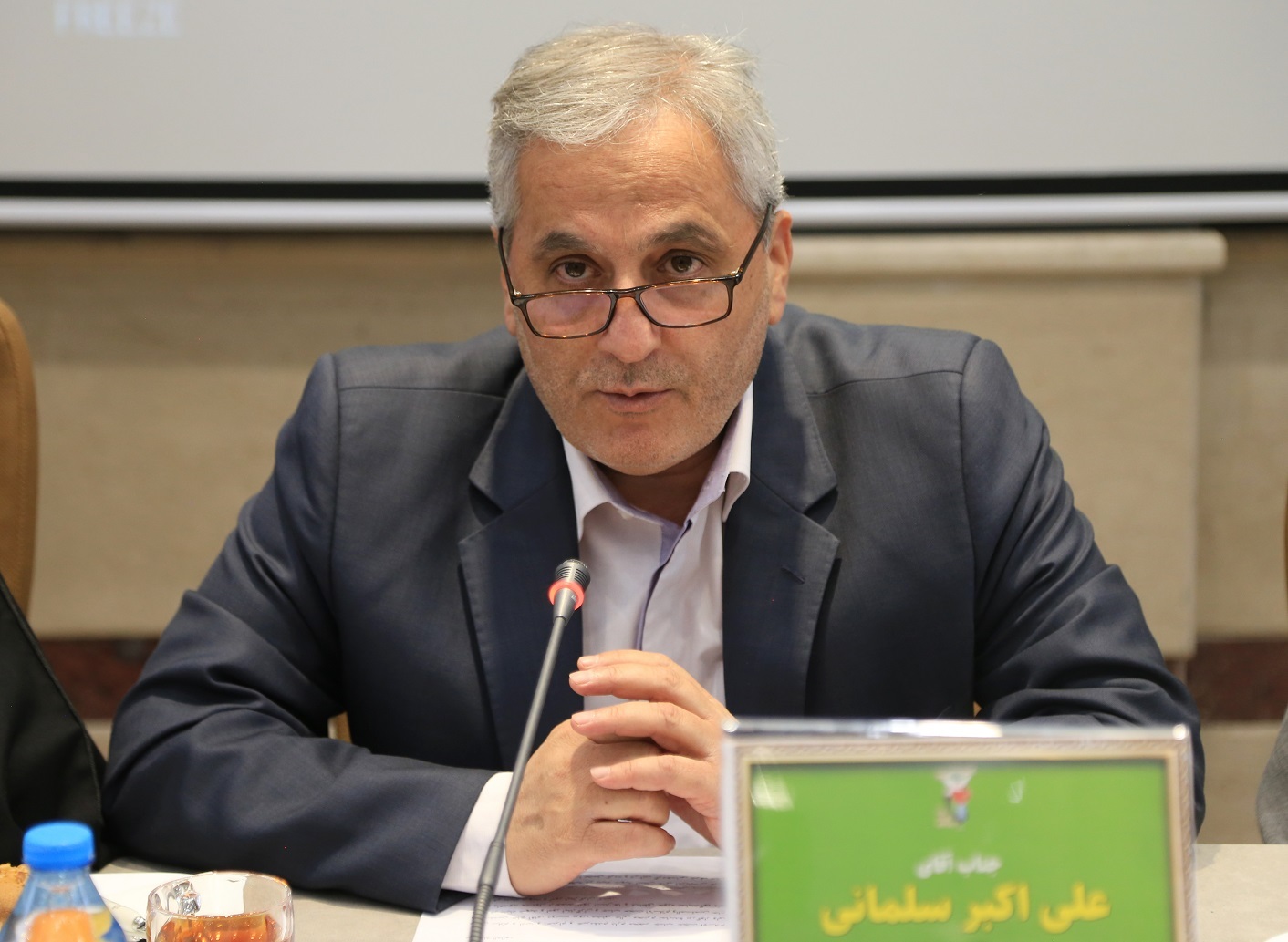 باید با هنر وفاق، یکپارچگی در بنیاد شهید را حفظ کنیم