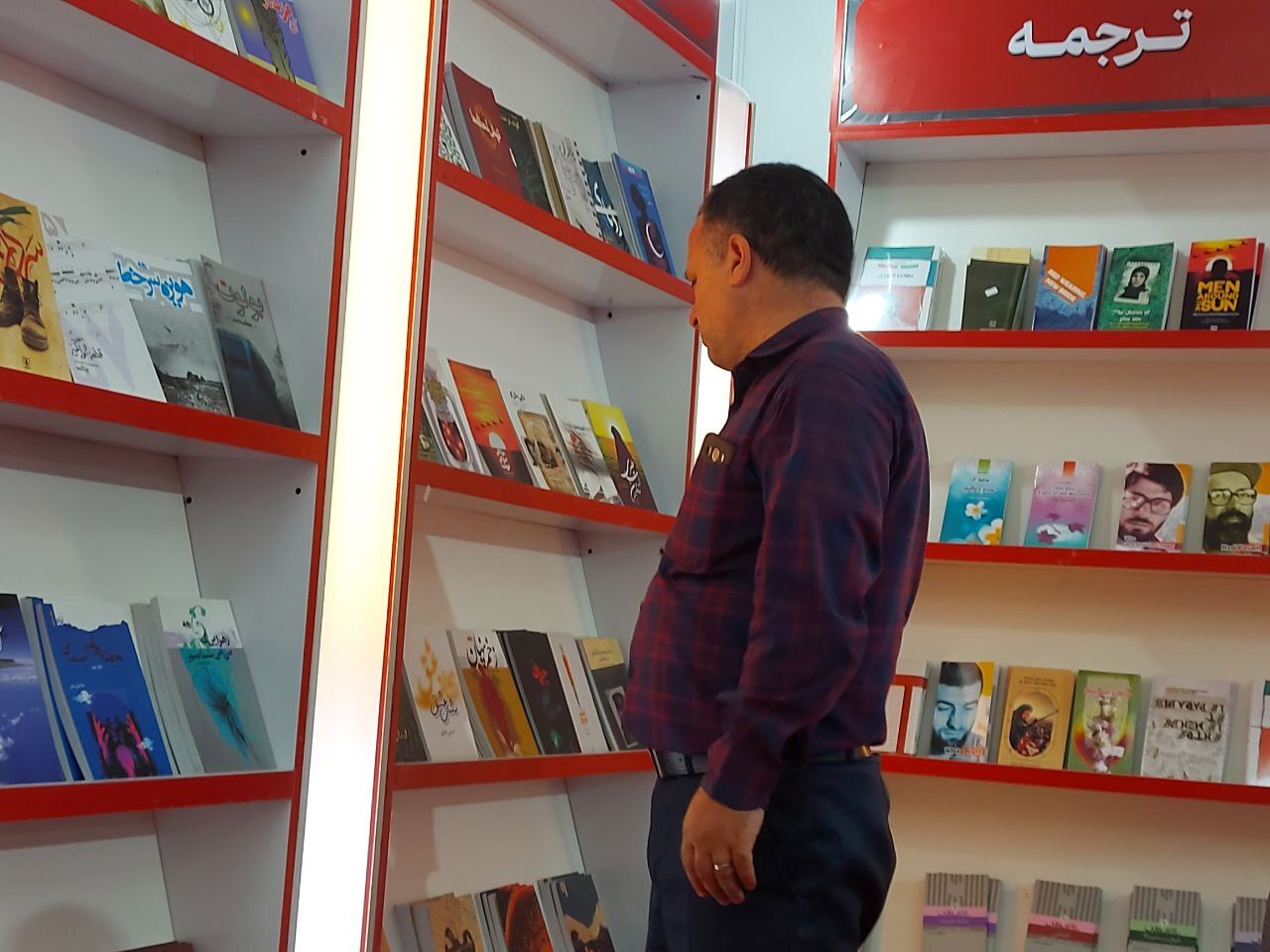 گزارش تصویری/غرفه نشر شاهد در چهارمین روز از نمایشگاه کتاب تهران