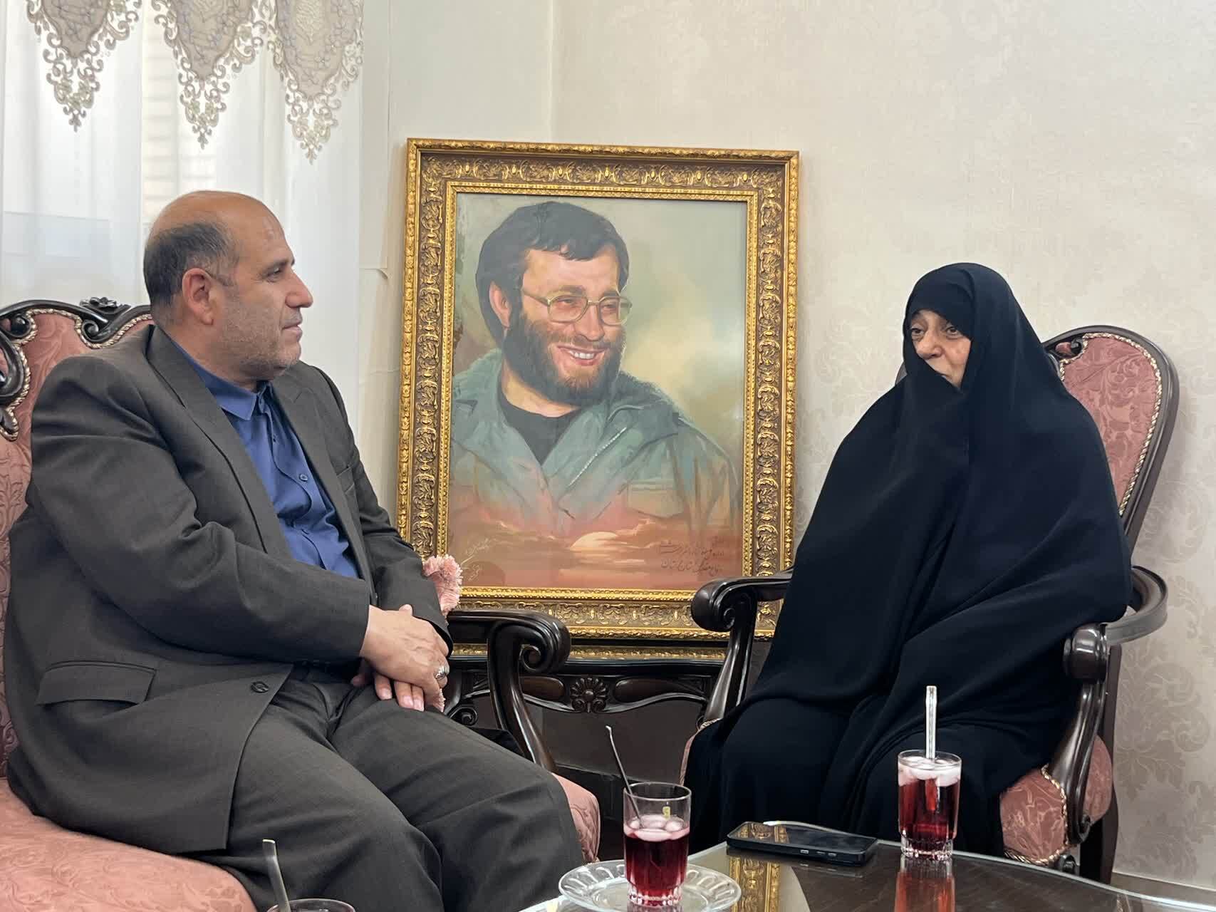 دیدار مدیرکل بنیاد شهید تهران با همسر سردار سرلشکر«محمد بروجردی»