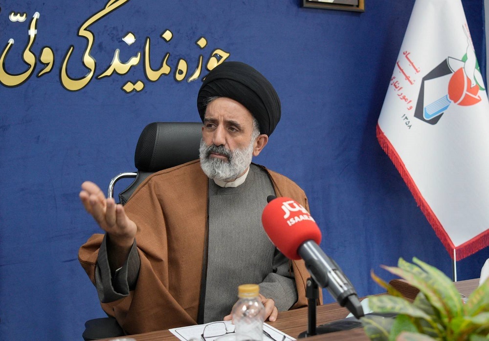 پیگیری حقوقی جنایات صهیونیست در سطح بین‌الملل امری ضروری است
