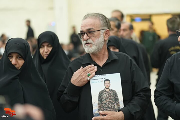 خانواده شهدا زینت بخش مجلس اربعین شهدای لرستانی بودند