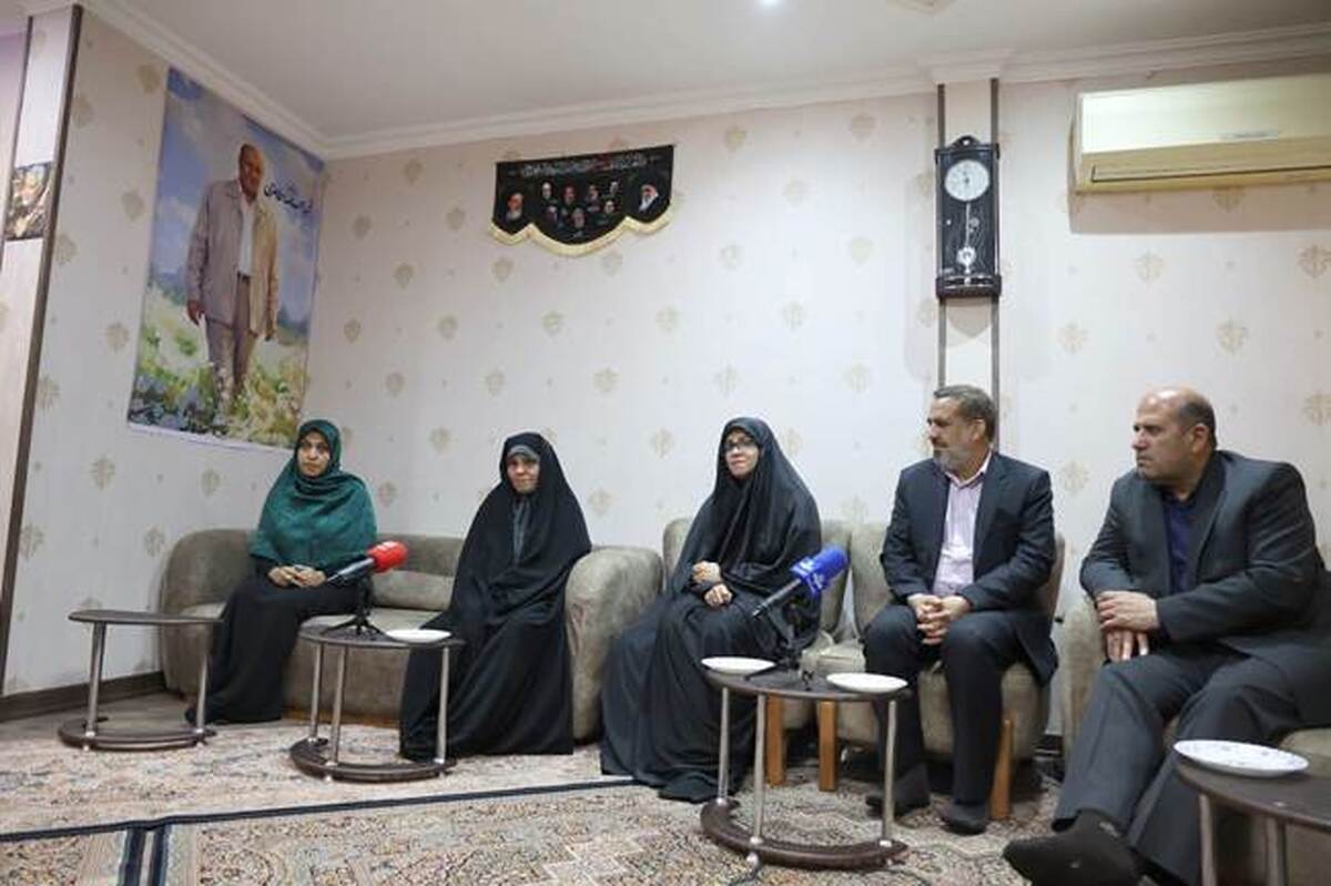 دیدار مدیران بنیاد شهید و امور ایثارگران با خانواده &laquo;شهید طاهری&raquo;