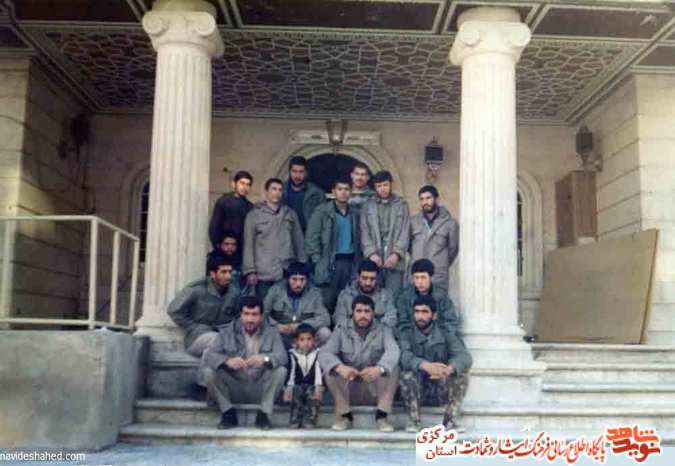 از چپ: ایستاده: محمد لقاء - سید علی چاوشی - سید رضا شوکتی فرد - نشسته: تقی مرادی - علی نادی - ابوالحسن کارگر - شهید مهدی ناصری - موسی مطهری - شهید ابوالقاسم کارگر