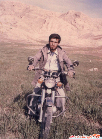 دانشجوي شهيد حميدرضا صحرايي