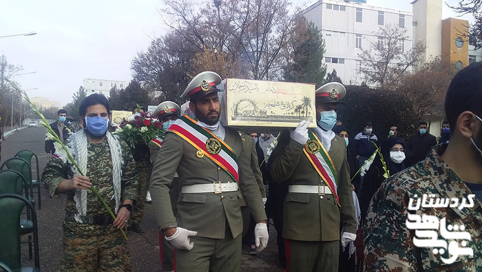 تشییع و تدفین پیکر مطهر ۲ شهید گمنام در دانشگاه فرهنگیان کردستان