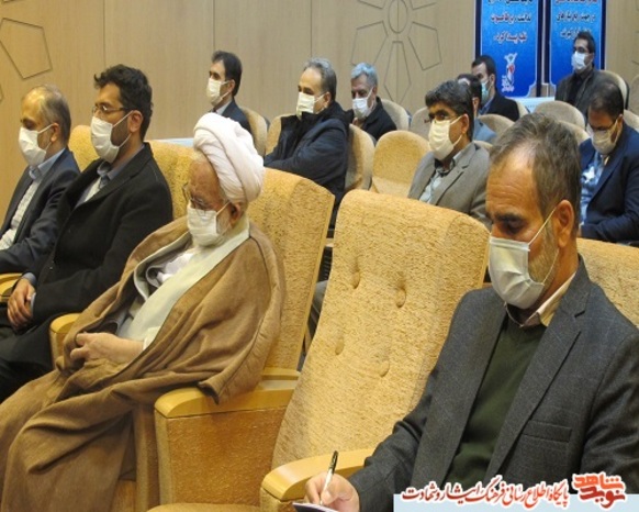 حضور در بین کارکنان بیناد شهید استان 