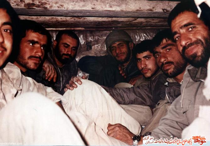 از چپ: محمدرضا هدایتی - عباس خیرآبادی - سید یحیی مبارک آبادی - ...- علی اکبر کریمی - محسن مشرفی - حسین داوری