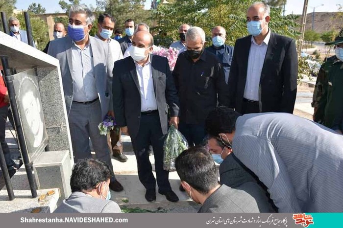 گلزار شهدای ده امام شهرستان پاکدشت
