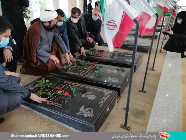 گلزار شهدای شهرستان فیروزکوه 